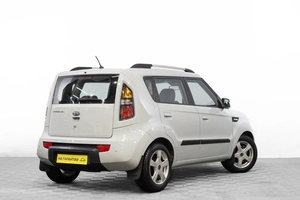 Хетчбэк Kia Soul 2010 года, 849000 рублей, Барнаул