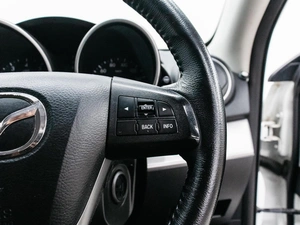 Хетчбэк Mazda Axela 2010 года, 890000 рублей, Красноярск