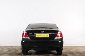 Седан Toyota Camry 2004 года, 899000 рублей, Тюмень