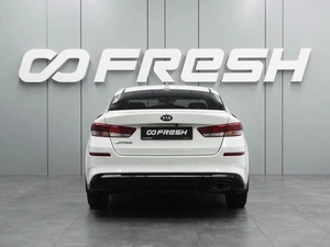 Седан Kia Optima 2019 года, 1819000 рублей, Воронеж