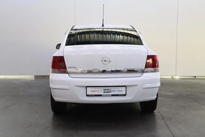 Седан Opel Astra 2012 года, 700000 рублей, Брянск