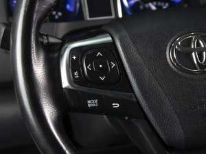 Седан Toyota Camry 2016 года, 2180000 рублей, Омск