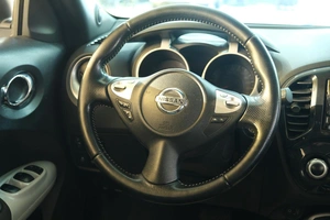 Внедорожник Nissan Juke 2013 года, 1289000 рублей, Омск