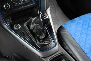 Седан Ford Focus 2015 года, 899000 рублей, Тюмень