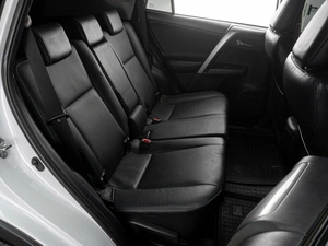 Внедорожник Toyota RAV4 2018 года, 2999000 рублей, Тюмень