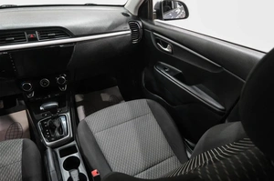 Седан Kia Rio 2019 года, 1349000 рублей, Новокузнецк
