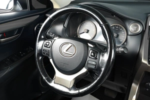 Внедорожник Lexus NX 2017 года, 3449000 рублей, Тюмень