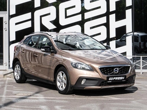 Хетчбэк Volvo V40 Cross Country 2013 года, 1335000 рублей, Волгоград