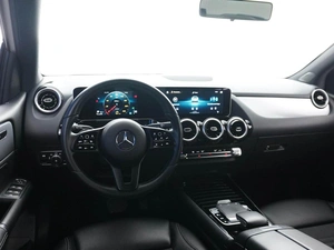 Хетчбэк Mercedes-benz B-класс 2019 года, 1986444 рублей, Москва