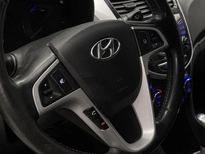 Хетчбэк Hyundai Solaris 2012 года, 850000 рублей, Красноярск