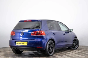 Хетчбэк Volkswagen Golf 2012 года, 849000 рублей, Пермь
