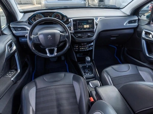 Внедорожник Peugeot 2008 2019 года, 1099000 рублей, Саратов