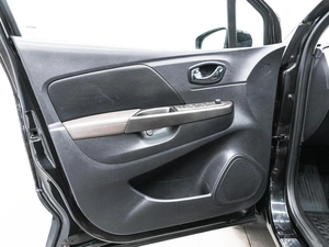 Внедорожник Renault Kaptur 2018 года, 1465000 рублей, Красноярск