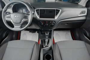 Седан Hyundai Solaris 2019 года, 1259000 рублей, Тюмень