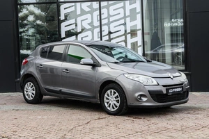 Хетчбэк Renault Megane 2011 года, 600000 рублей, Ульяновск