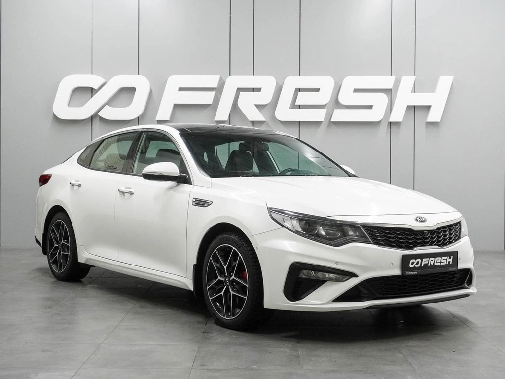 Седан Kia Optima 2018 года, 2109000 рублей, Воронеж
