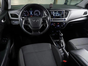 Седан Hyundai Solaris 2018 года, 1295000 рублей, Воронеж