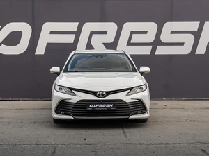 Седан Toyota Camry 2022 года, 3345000 рублей, Краснодар