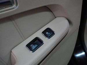 Седан Mercedes-benz E-класс 2009 года, 1349000 рублей, Воронеж