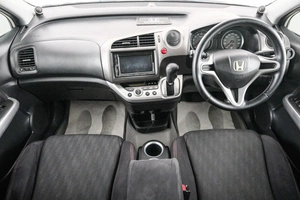 Минивэн Honda Stream 2010 года, 1099000 рублей, Красноярск