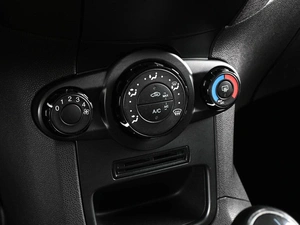 Хетчбэк Ford Fiesta 2013 года, 859000 рублей, Аксай