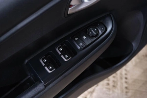 Седан Kia Rio 2019 года, 1449000 рублей, Новокузнецк