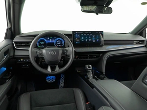 Седан Toyota Camry 2025 года, 4599050 рублей, Москва