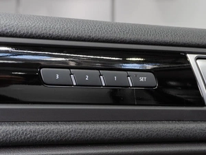 Внедорожник Volkswagen Touareg 2016 года, 2580000 рублей, Тюмень