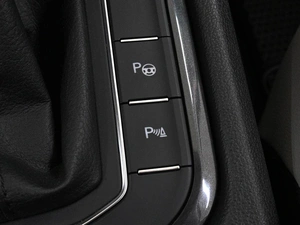 Внедорожник Volkswagen Tiguan 2018 года, 2799000 рублей, Ростов-на-Дону