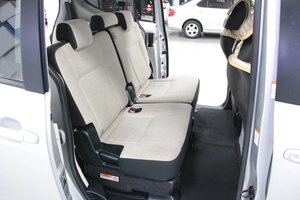 Минивэн Toyota Sienta 2018 года, 1293000 рублей, Солонцы