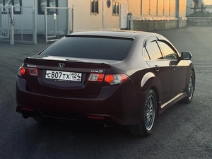 Седан Honda Accord 2008 года, 1050000 рублей, Красноярск