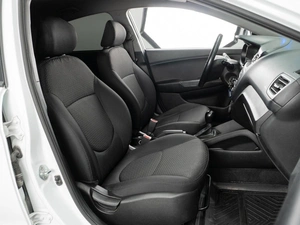 Седан Kia Rio 2015 года, 1043000 рублей, Тюмень