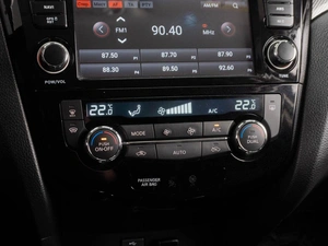 Внедорожник Nissan X-Trail 2017 года, 2200000 рублей, Тюмень
