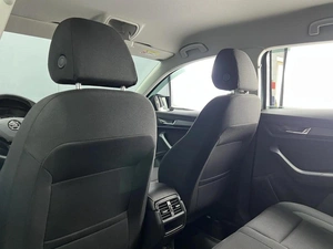 Внедорожник Skoda Karoq 2020 года, 2250000 рублей, Омск