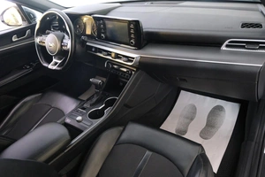 Седан Kia K5 2020 года, 2369000 рублей, Омск