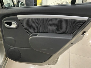 Хетчбэк Renault Sandero 2011 года, 697000 рублей, Солонцы