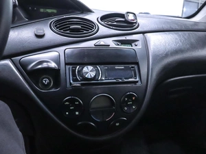 Седан Ford Focus 2004 года, 370000 рублей, Красноярск