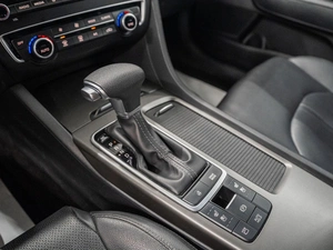 Седан Kia K5 2019 года, 2120000 рублей, Красноярск