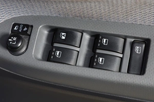 Минивэн Daihatsu Move 2015 года, 929000 рублей, Новосибирск