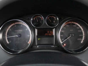 Седан Peugeot 408 2013 года, 530000 рублей, Омск