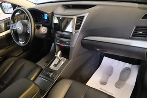Универсал Subaru Outback 2014 года, 2099000 рублей, Омск