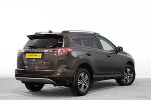 Внедорожник Toyota RAV4 2018 года, 2639000 рублей, Барнаул