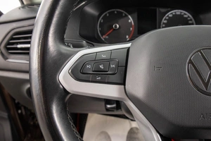 Лифтбек Volkswagen Polo 2022 года, 1989000 рублей, Барнаул