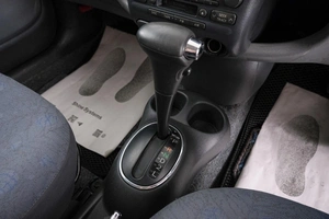 Хетчбэк Toyota Vitz 2002 года, 419000 рублей, Красноярск