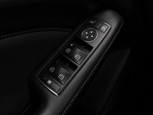 Хетчбэк Mercedes-benz B-класс 2012 года, 1040000 рублей, Краснодар