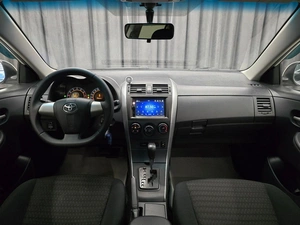 Седан Toyota Corolla 2012 года, 1049000 рублей, Красноярск