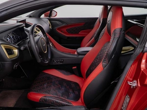 Кабриолет Aston Martin Vanquish 2019 года, 80900000 рублей, Москва