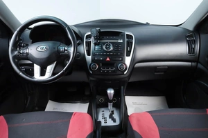 Универсал Kia Ceed 2012 года, 949000 рублей, Челябинск