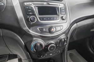 Седан Hyundai Solaris 2015 года, 899000 рублей, Барнаул