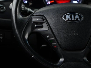 Хетчбэк Kia Ceed 2018 года, 1150000 рублей, Москва
